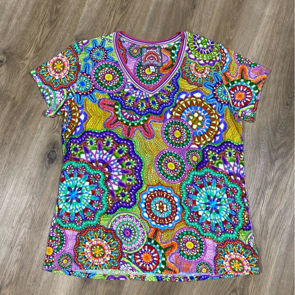 Johnny Was Janie Favorite Short Sleeve V-Neck Tee colorful mosaic print Large - Picture 2 of 13